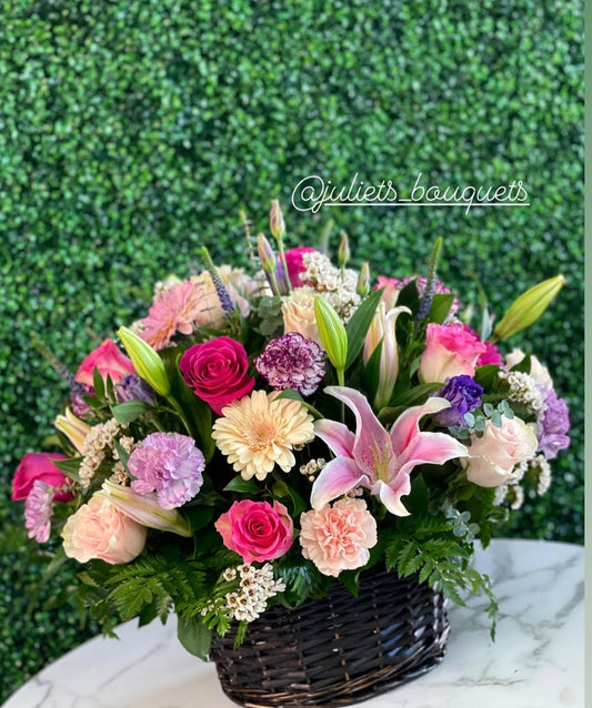 Custom Flower Bouquet Basket